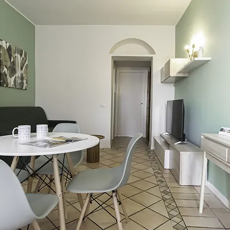 Italianway - Dei Transiti 26 *